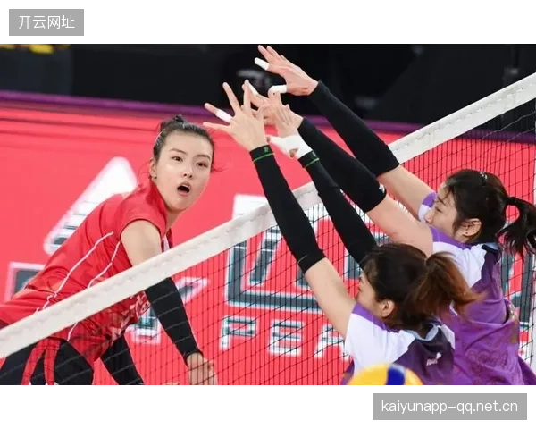 浙江女排超强攻手组合亮相，连解说都兴奋